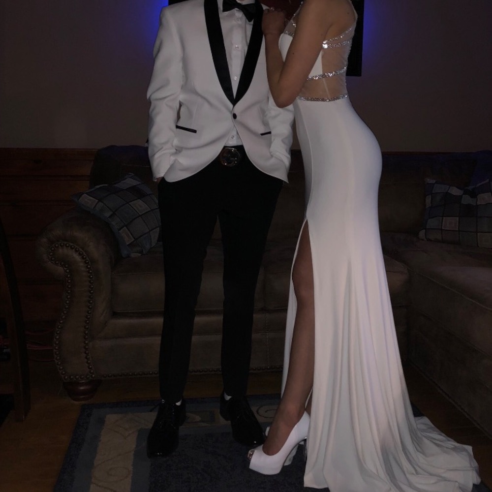 Prom dress - Picture 4 of 7